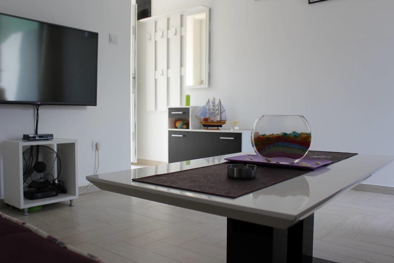 Apartments 4 Sailors Kamenari Zewnętrze zdjęcie